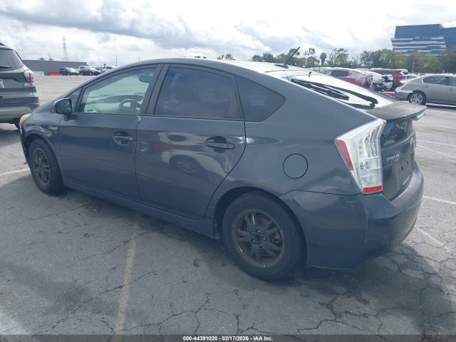 TOYOTA PRIUS - 3