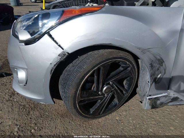 HYUNDAI VELOSTER TURBO - 6