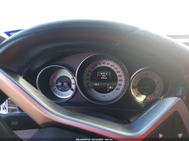 MERCEDES-BENZ E-CLASS - 7