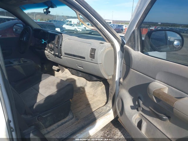 CHEVROLET SILVERADO 1500 WORK TRUCK - 5