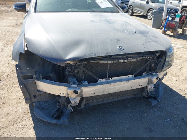 MERCEDES-BENZ E-CLASS - 6