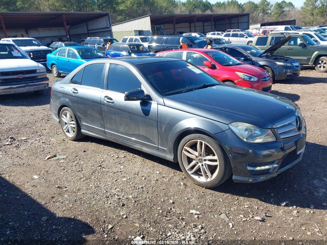 2013 MERCEDES-BENZ C 250 SPORT