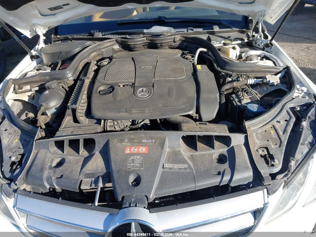 MERCEDES-BENZ E-CLASS - 10