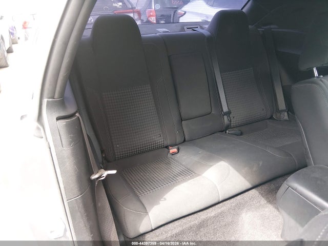 DODGE CHALLENGER SXT - 8