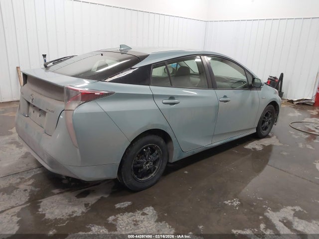 TOYOTA PRIUS - 4
