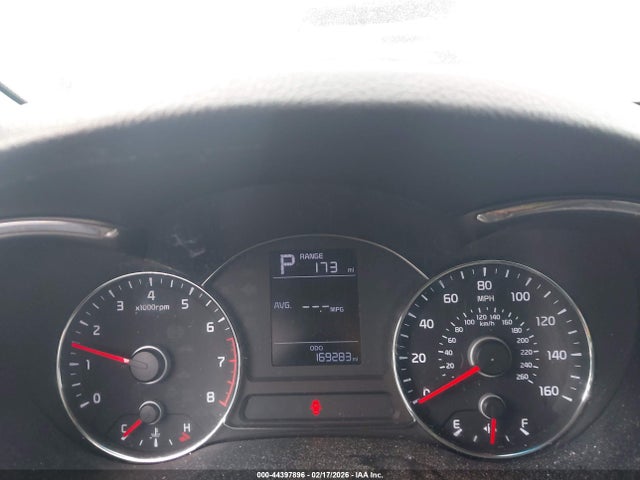 2017 KIA FORTE LX — фото 7
