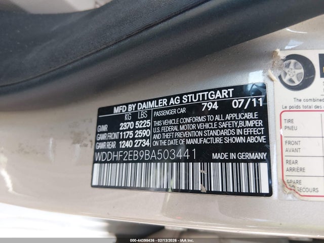 MERCEDES-BENZ E-CLASS - 9