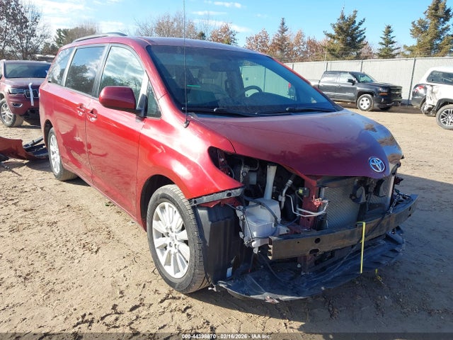 2012 TOYOTA SIENNA LE 7 PASSENGER