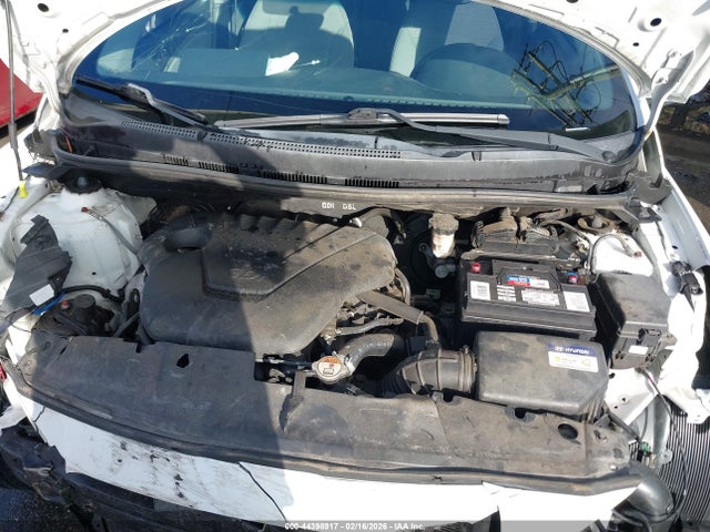 HYUNDAI ACCENT VALUE EDITION - 10