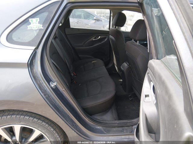 HYUNDAI ELANTRA GT - 8