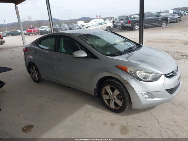 HYUNDAI ELANTRA GLS - 1