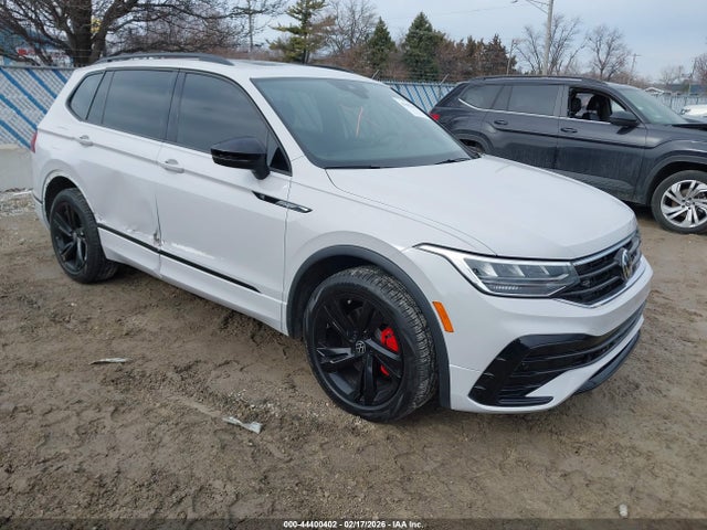 2023 VOLKSWAGEN TIGUAN 2.0T SE R-LINE BLACK