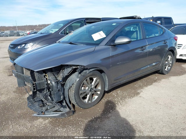 2018 Hyundai ELANTRA SEL — фото 2