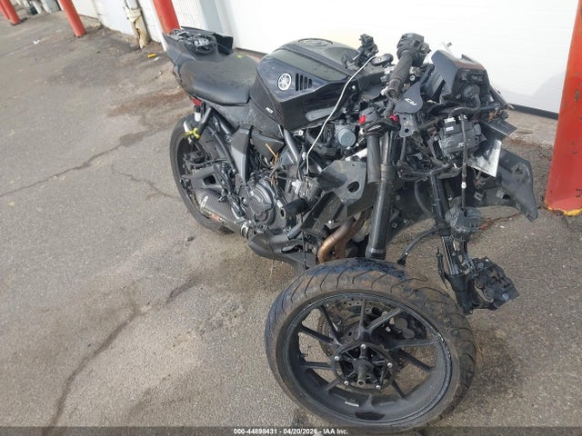 2024 YAMAHA YZF 
