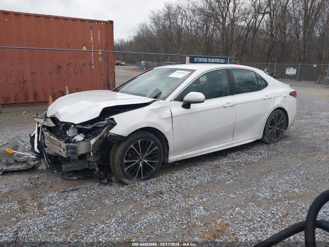 صورة 2 لـ 2018 Toyota CAMRY SE