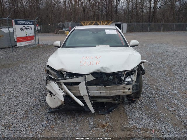 صورة 6 لـ 2018 Toyota CAMRY SE