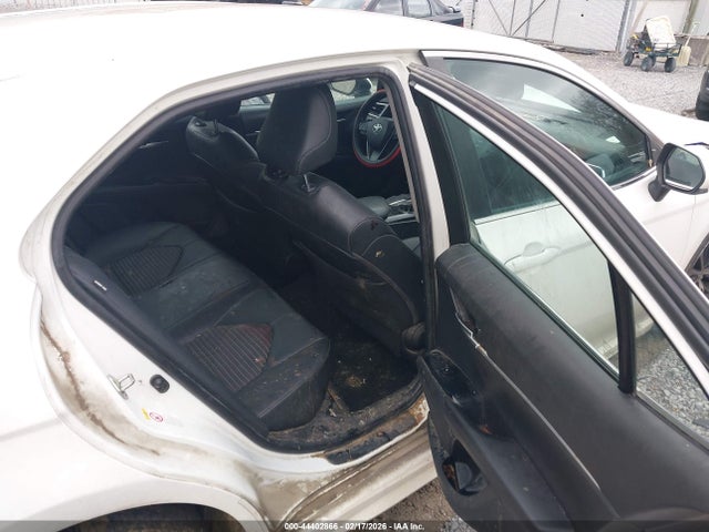 صورة 8 لـ 2018 Toyota CAMRY SE