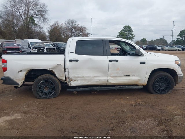 TOYOTA TUNDRA - 6