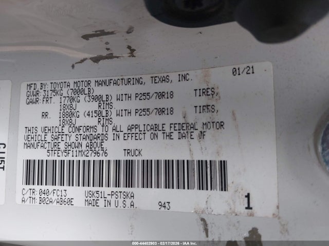 TOYOTA TUNDRA - 9