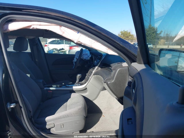 CHEVROLET MALIBU 1LS - 5