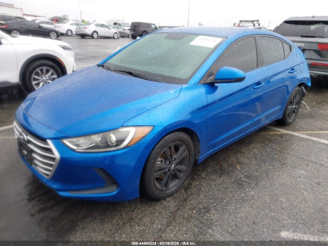 HYUNDAI ELANTRA SE - 2