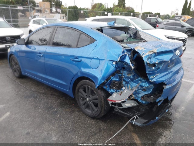 HYUNDAI ELANTRA SE - 3