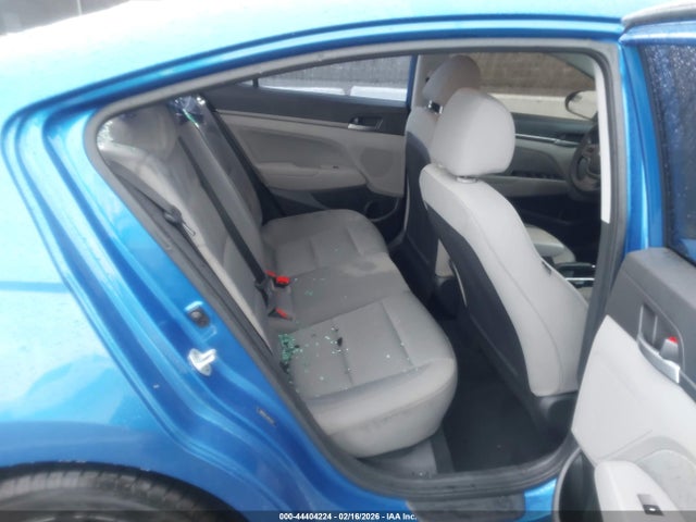 HYUNDAI ELANTRA SE - 8