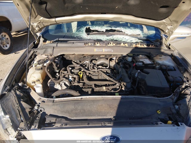 FORD FUSION SE - 10