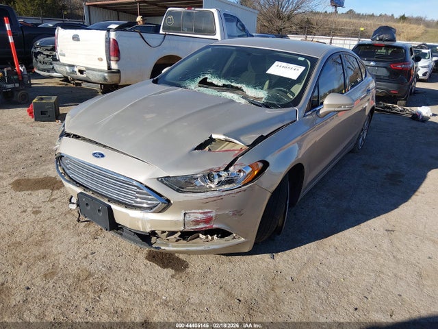 FORD FUSION SE - 2