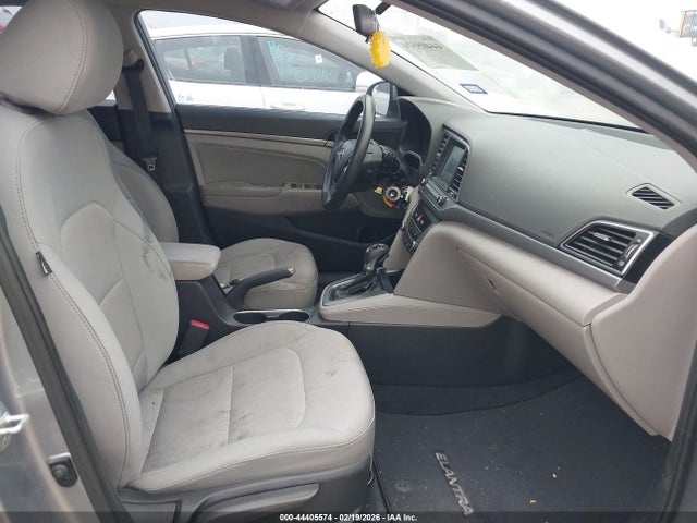 HYUNDAI ELANTRA SE - 5