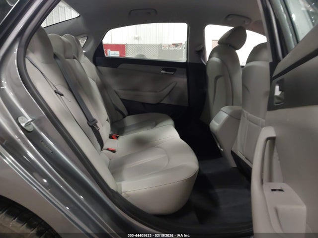 HYUNDAI SONATA SE - 8