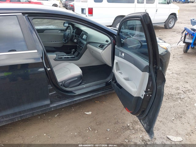 HYUNDAI SONATA SE - 5