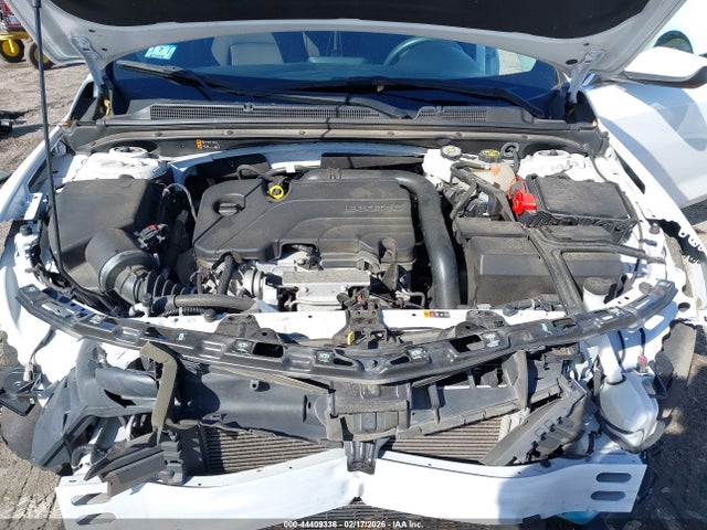 CHEVROLET MALIBU FWD 1LT - 10