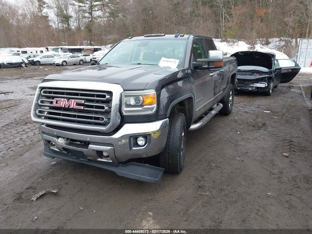 صورة 2 لـ 2015 GMC SIERRA 2500HD SLT