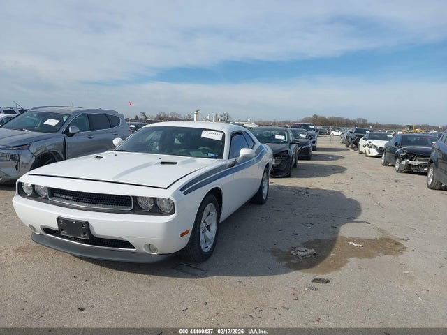 DODGE CHALLENGER SXT PLUS - 2