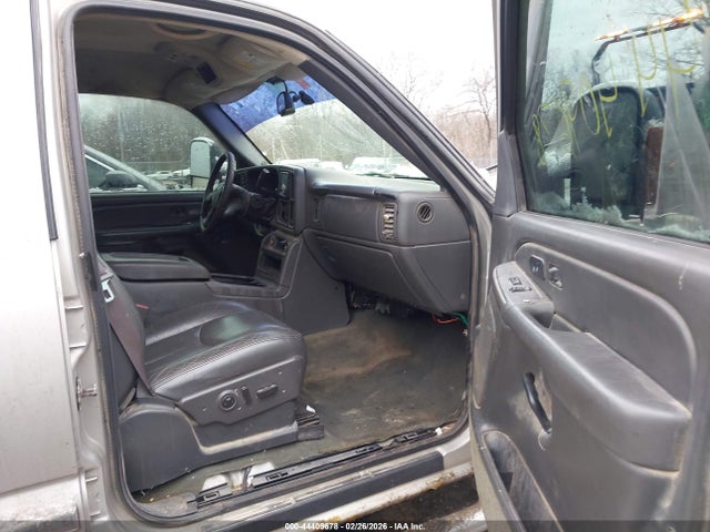 صورة 5 لـ 2004 GMC SIERRA 1500 SLT