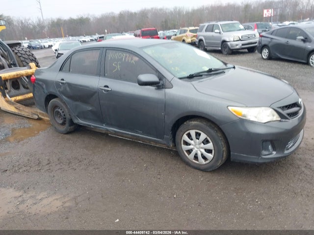 2011 TOYOTA COROLLA LE