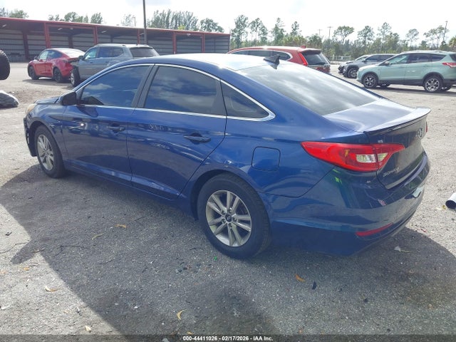 HYUNDAI SONATA SE - 3