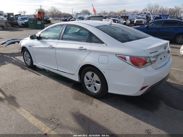 HYUNDAI SONATA HYBRID - 3