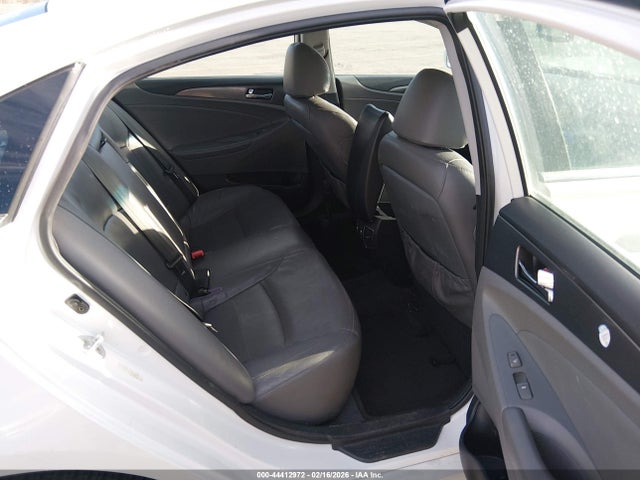 HYUNDAI SONATA HYBRID - 8