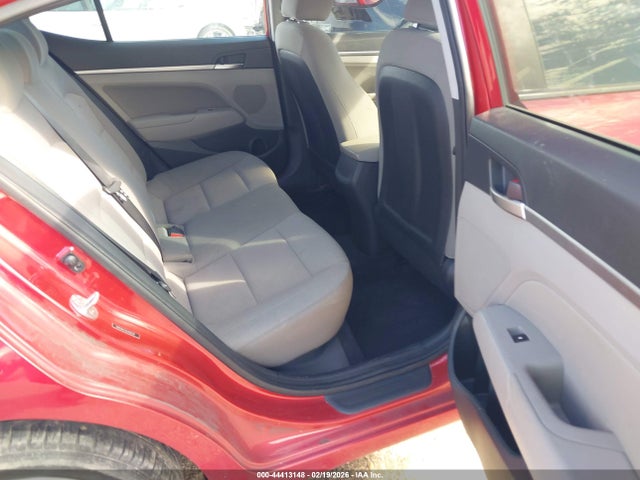 HYUNDAI ELANTRA SEL - 8