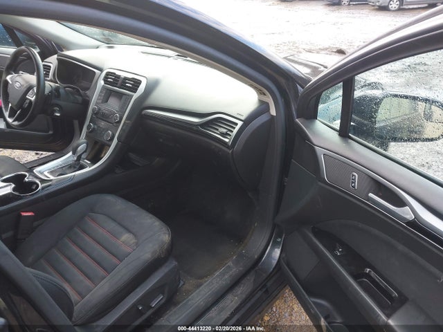 FORD FUSION SE - 5