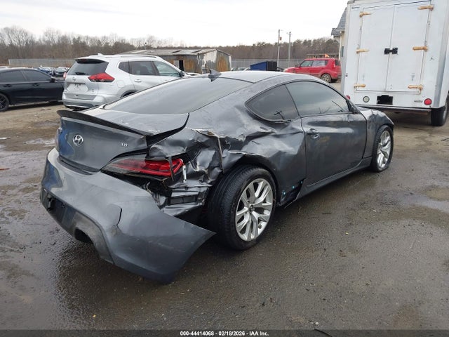 HYUNDAI GENESIS 3.8 BASE - 4