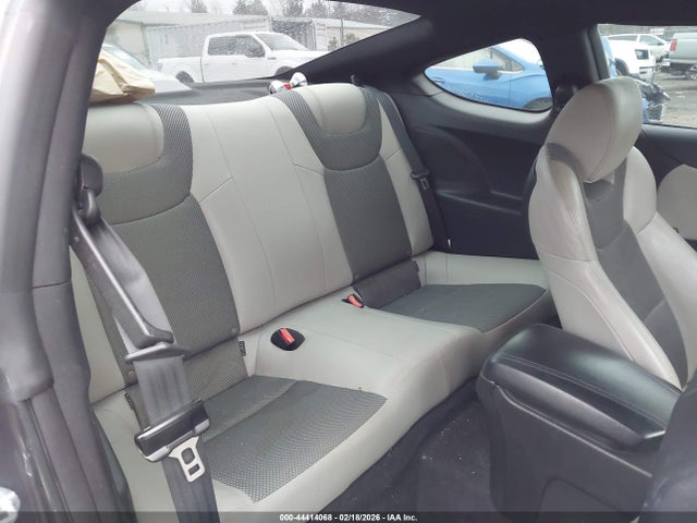 HYUNDAI GENESIS 3.8 BASE - 8