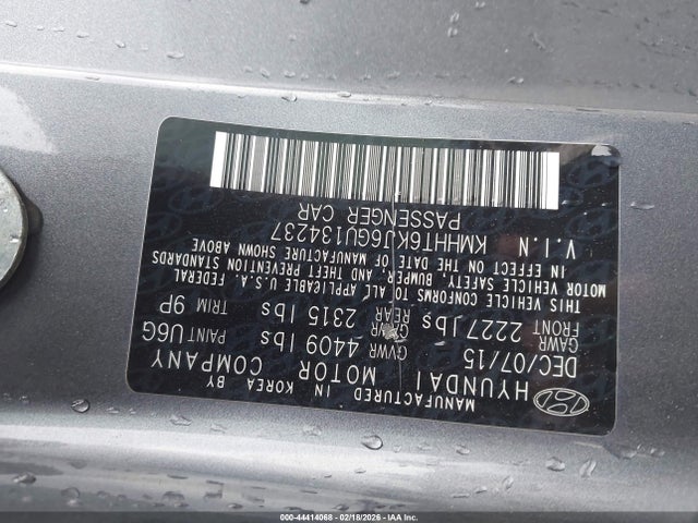 HYUNDAI GENESIS 3.8 BASE - 9