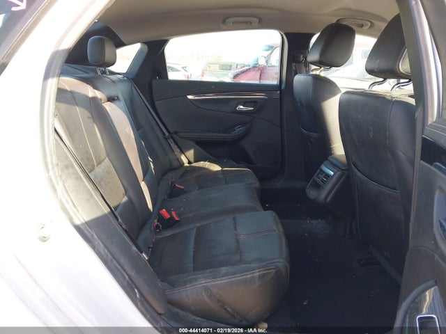 CHEVROLET IMPALA 1LT - 8