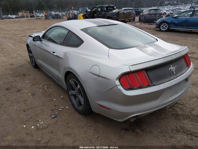 FORD MUSTANG V6 - 3