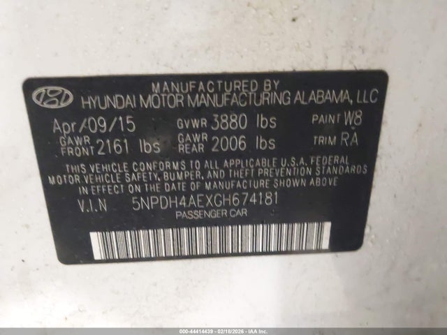 HYUNDAI ELANTRA SE - 9