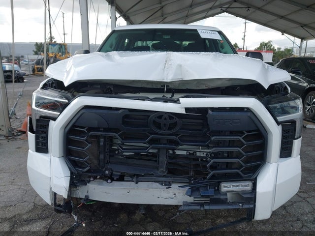 TOYOTA TUNDRA - 6