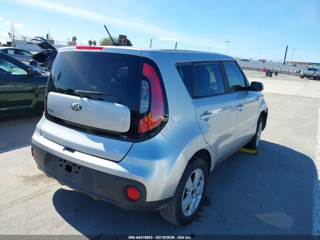 KIA SOUL - 4
